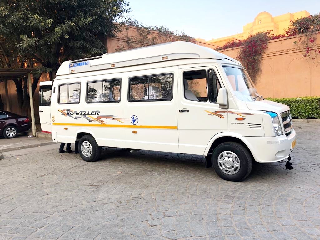 9seater luxurytempo